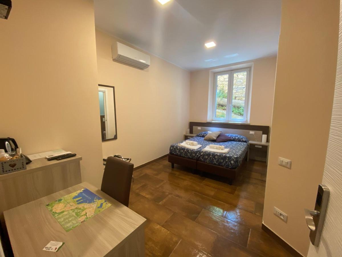 Hotel Good Night Moon La Spezia Exterior foto